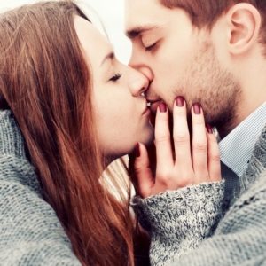 Фото как целоваться в первый раз