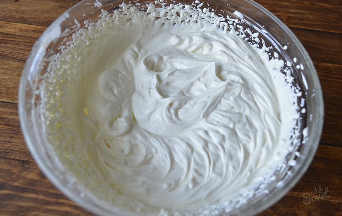 Крем для торта со сметаной и маслом. Крем из маскарпоне. Сливочно сметанный крем. Сметанно-сливочный крем для торта. Заварной сметанный крем для торта.