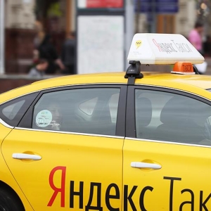 Jak volat Yandex.taxi z mobilního telefonu?