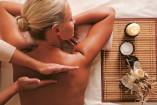 ¿Cómo hacer un masaje de espalda