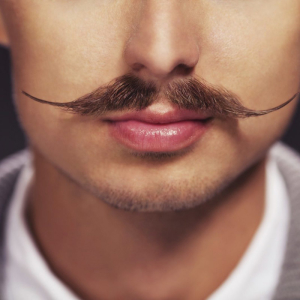 Varför drömmer du om en mustasch?