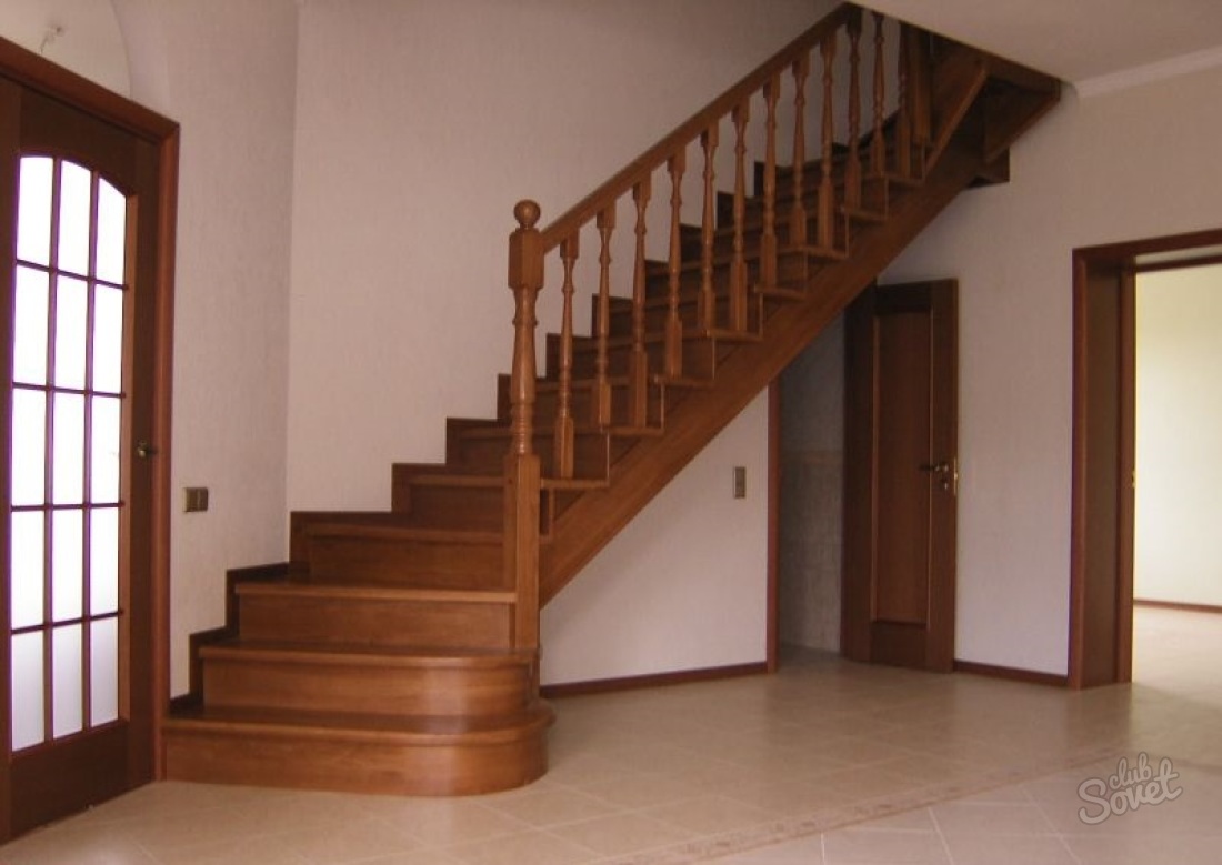 Как построить лестницу на второй этаж