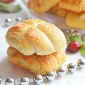 Stock Foto Buns with yeast dough cottage cheese