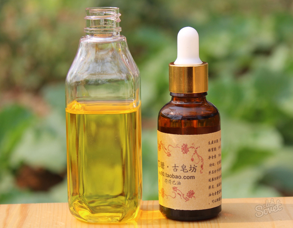 Application-jojoba-for-hair oil1