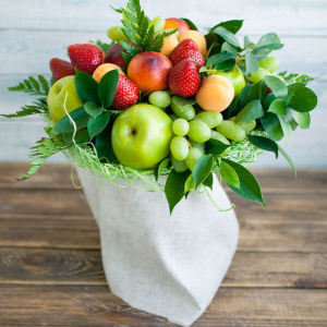 Como fazer um bouquet de frutas