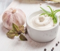How to make garlic sauce at home?