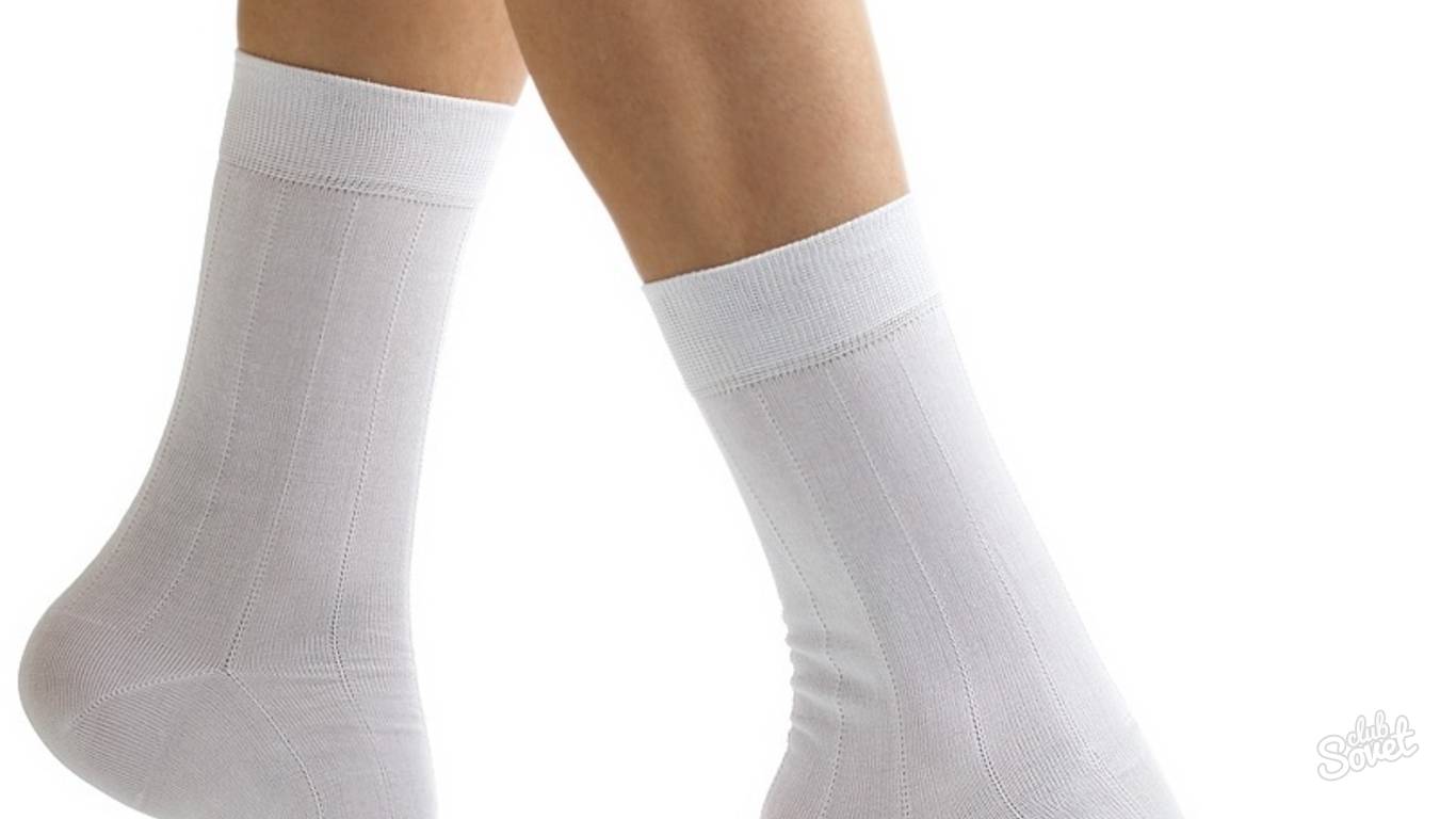 Белые носочки видео. Белые носки. Белые носки для фотошопа. Белые носки с черной подошвой. Носки белые "Авокадик" 25-35.