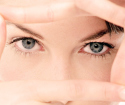 Wie man die Augenmassage macht