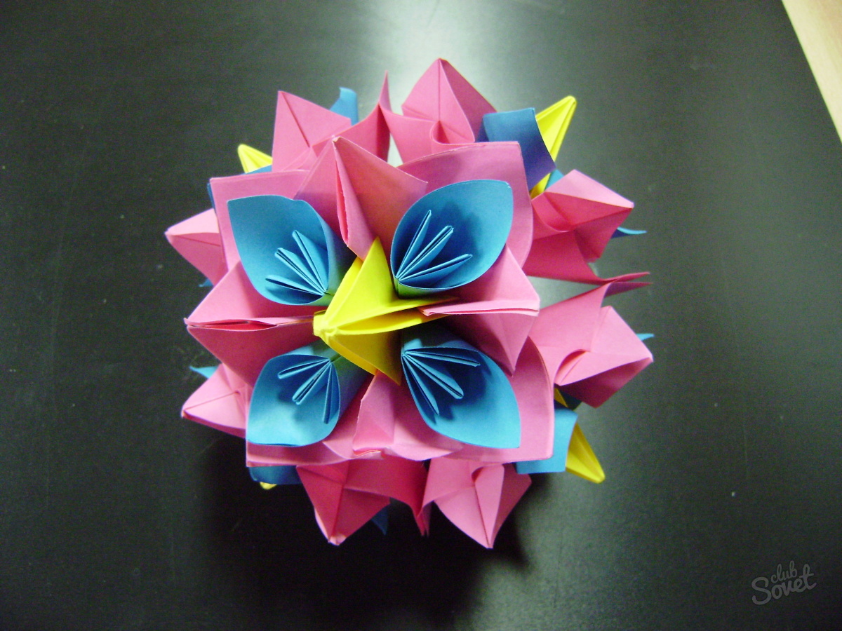 Como fazer flores de origami