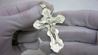 Kako očistiti srebrni križ