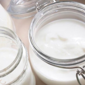 Fotó Mit kell főzni a savanyú tejből?