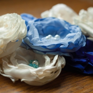 Фото как сделать из ткани цветы