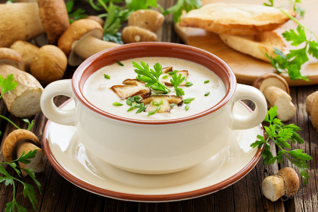 Cum se gătește supa uscată de ciuperci