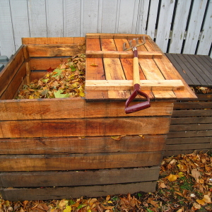 Photo How to make a compost box?