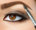 Hur man målar ögonbryn med skuggor
