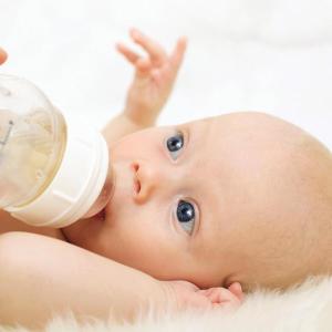 Фото Как да се даде копър вода новородено