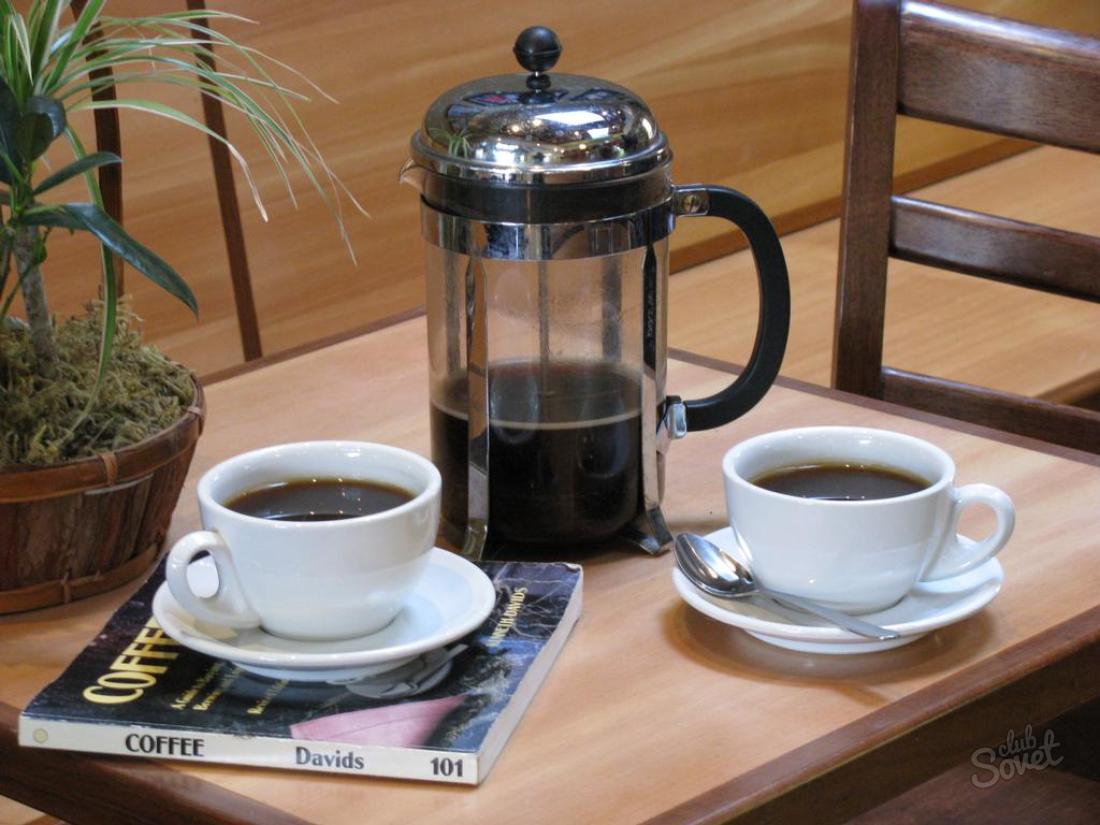 Cum să Brew cafea în presa franceză