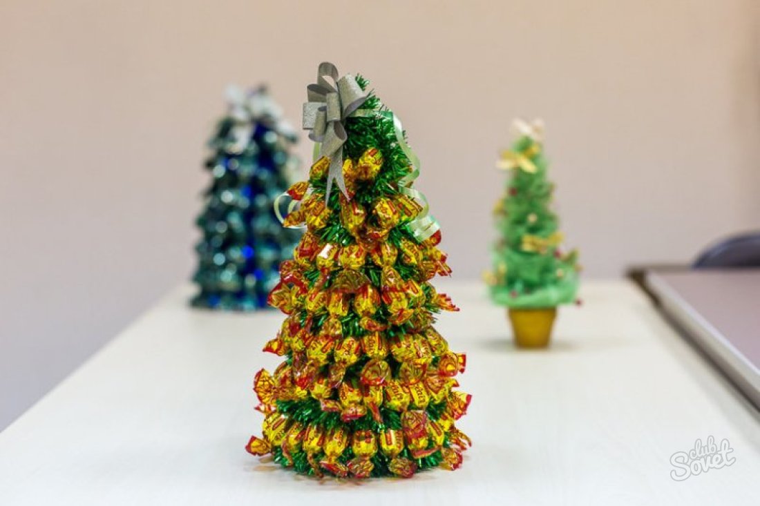 Kako narediti božično drevo iz bonbonov z lastnimi rokami?
