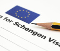 Hur man fyller i ett frågeformulär på en Schengens visum