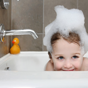 Stock Foto Conifer baths for children