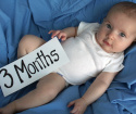 Qu'est-ce que l'un enfant devrait être capable de 3 mois