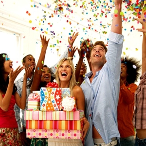 Hur man gratulerar flickvän grattis på födelsedagen