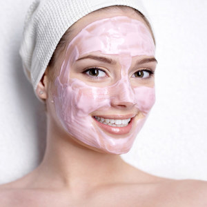 Pink clay for face