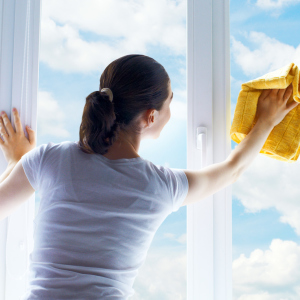 كيفية غسل النوافذ دون الطلاق