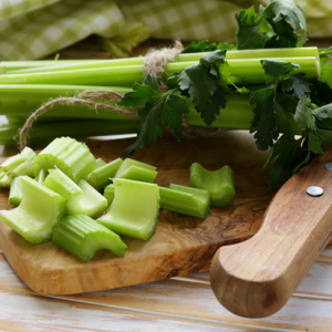 Slumení celeru: Salátové recepty