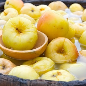 Фото как мочить яблоки