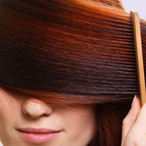 Jak umýt barvu z vlasů doma