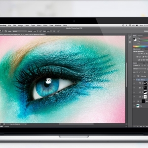 Foto Como configurar cores em um laptop