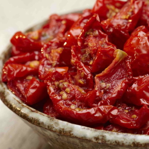 How to make dried tomatoes at home?