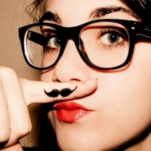 Photo How to remove mustache over lip
