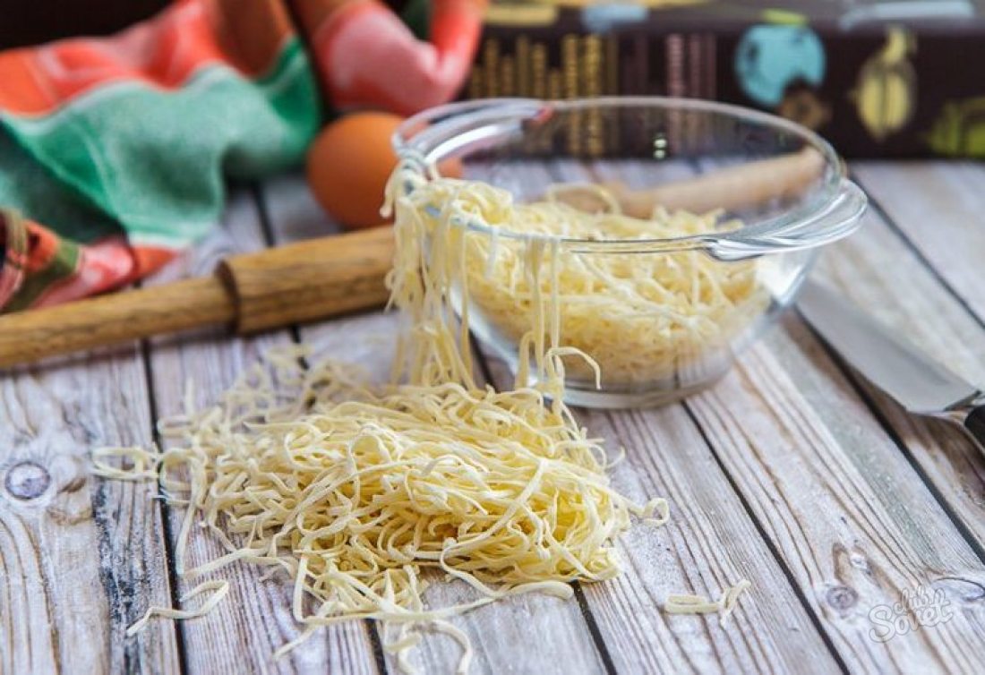 Come preparare i noodles di casa per la zuppa?