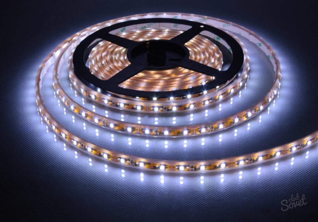 Как да се свържете с LED лента