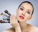 Jak zastosować makijaż