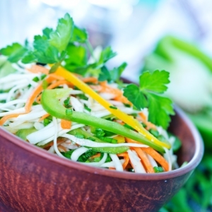 Πώς να μαγειρέψετε φρέσκια σαλάτα λάχανο