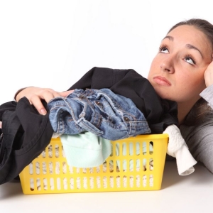 Чем отстирать мазут с одежды в домашних условиях