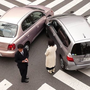 Photo how to behave at the accident