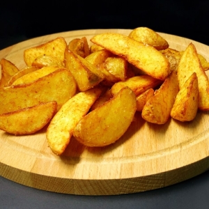 Foto Vad ska du laga mat från potatis till middag?