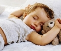 Jak naučit usnout dítě sami