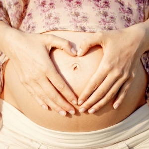 Fotoğraf 26 haftada hamilelik - ne oluyor?