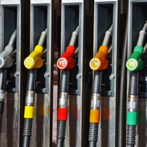 Photo how to choose gasoline