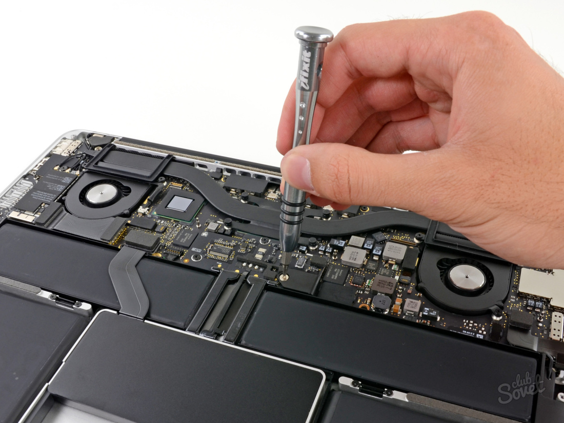Comment démonter un ordinateur portable