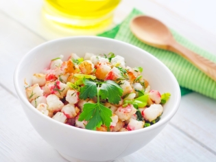 Salade de crabe classique - recette