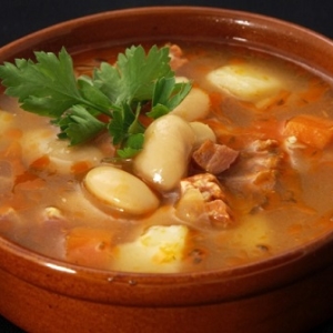 چگونگی طبخ سوپ لوبیا