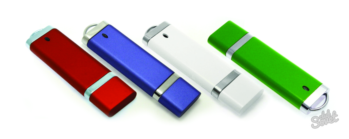 Флаш-пластмаса-за-молба-лого-флашка-С-лого-флаш устройство-цена на едро-UAH