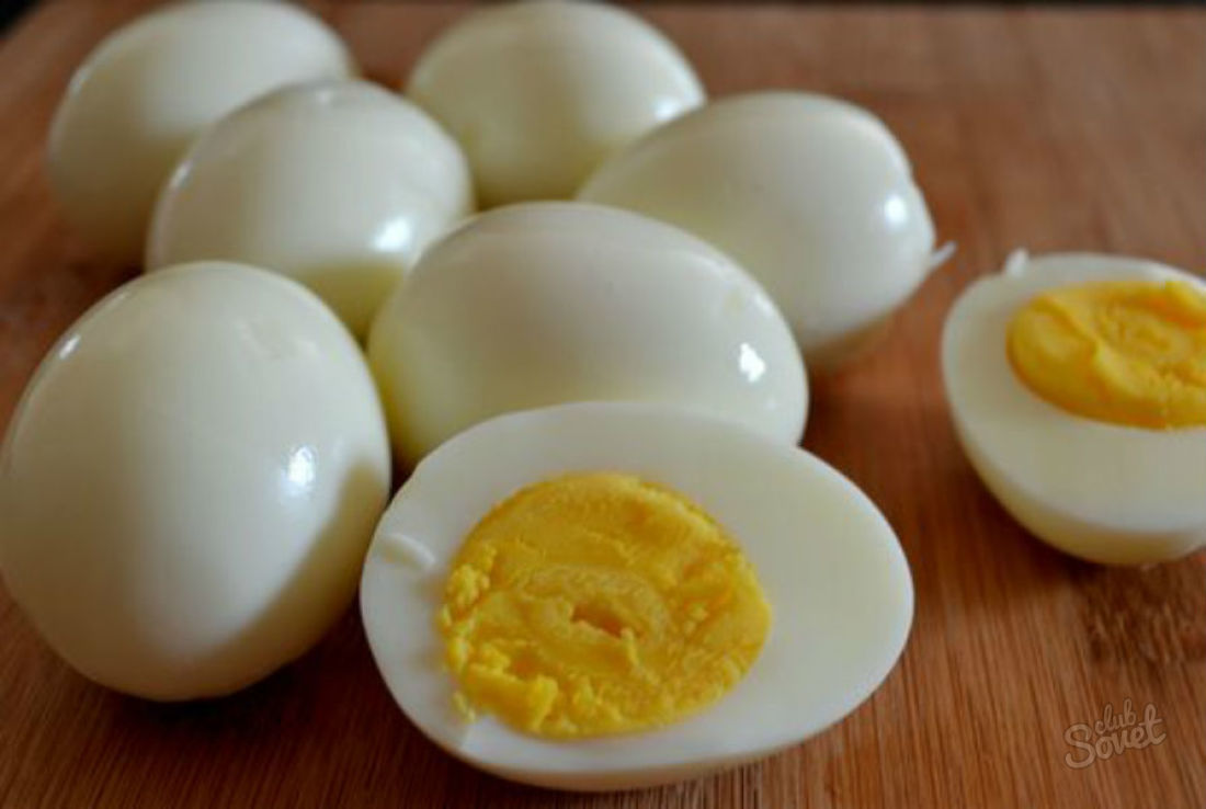 تخم مرغ پخته شده ذخیره می شود