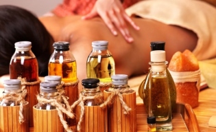 Which oil use for massage